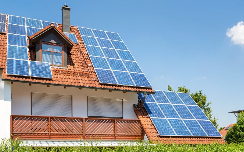 Installazione fotovoltaico e caratteristiche del tetto